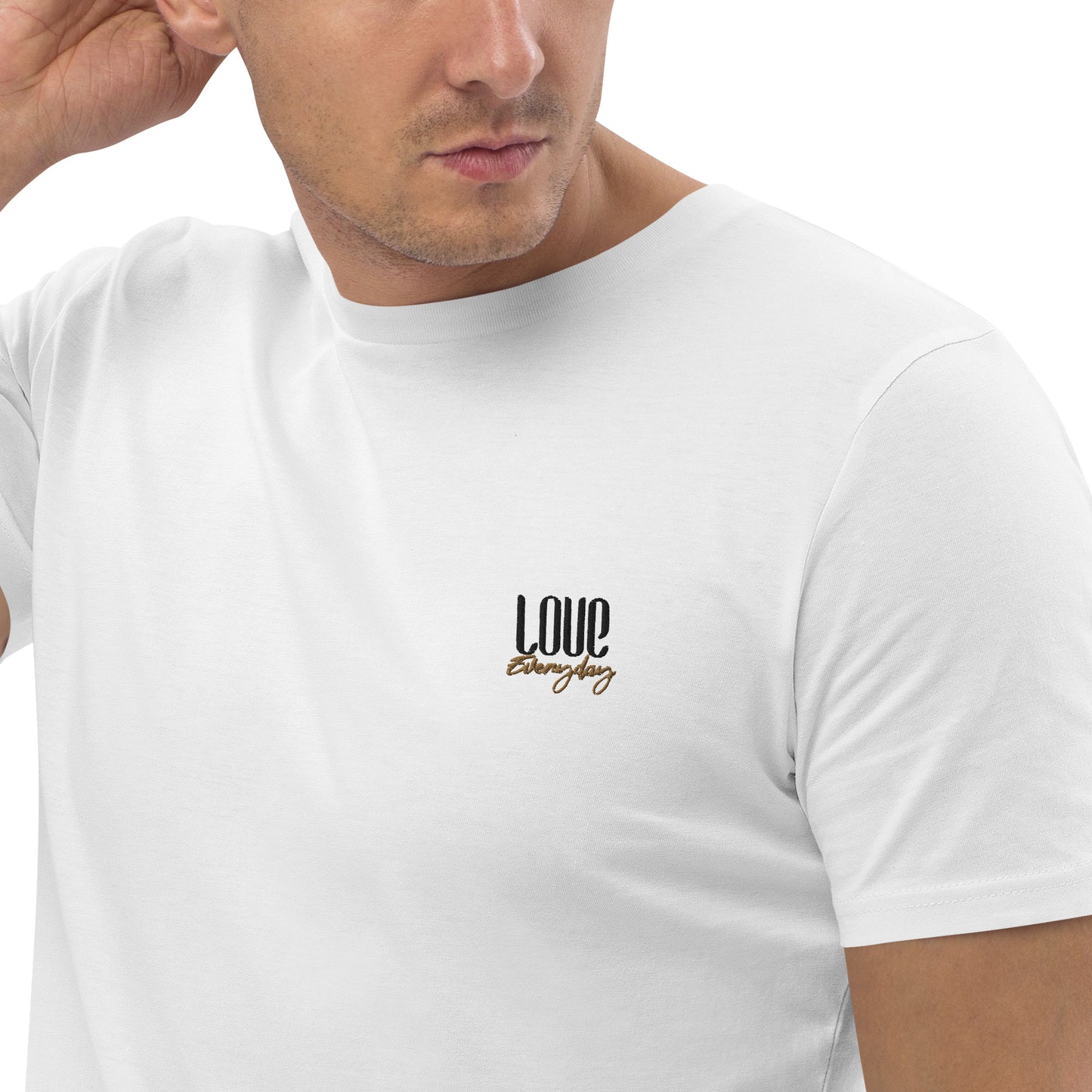 "Love Everyday" besticktes Shirt Unisex (weiß)